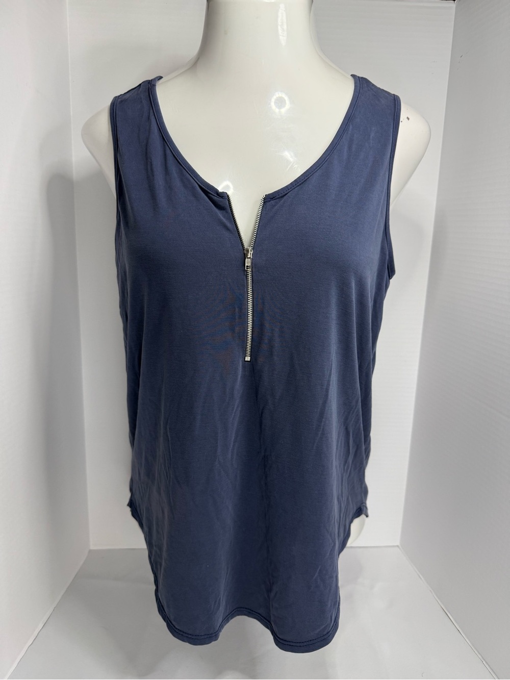 Green Envelope Navy Zip-Front Sleeveless Tank